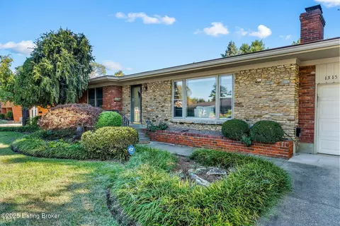 1515 Vivian Ln, Louisville, KY 40205