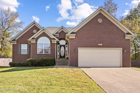 216 Mallard Crossing Dr, Shepherdsville, KY 40165