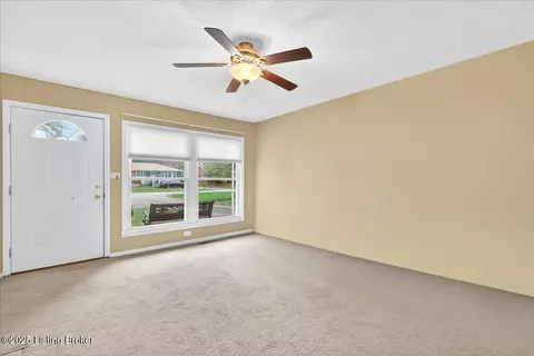 3834 Klondike Ln, Louisville, KY 40220