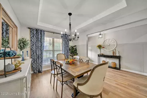 Dining - 1054 Brookstone Ct, Georgetown, IN 47122 photo 1 of 6