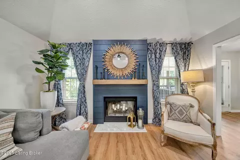 Living - 1054 Brookstone Ct, Georgetown, IN 47122 photo 4 of 5