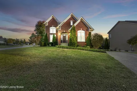 11443 Top Walnut Loop, Louisville, KY 40229