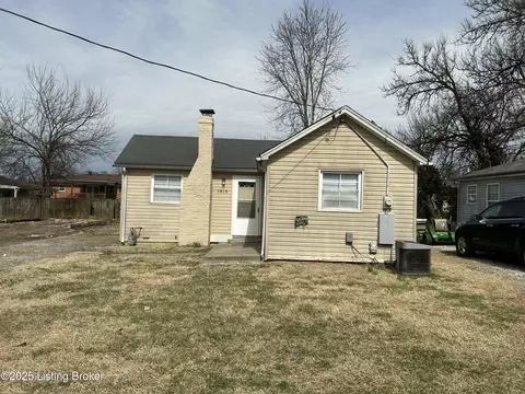 1815 Fust Ave, Louisville, KY 40216