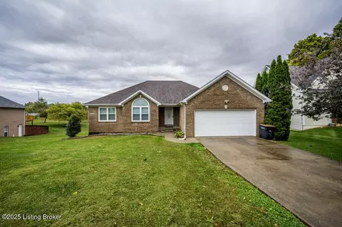 1411 Amanda Jo Dr, Elizabethtown, KY 42701