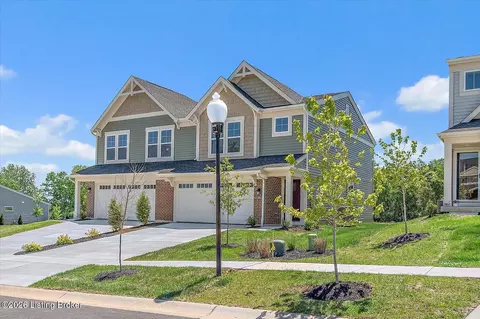 10024 Windcrest Farms Ln #13B, Louisville, KY 40291