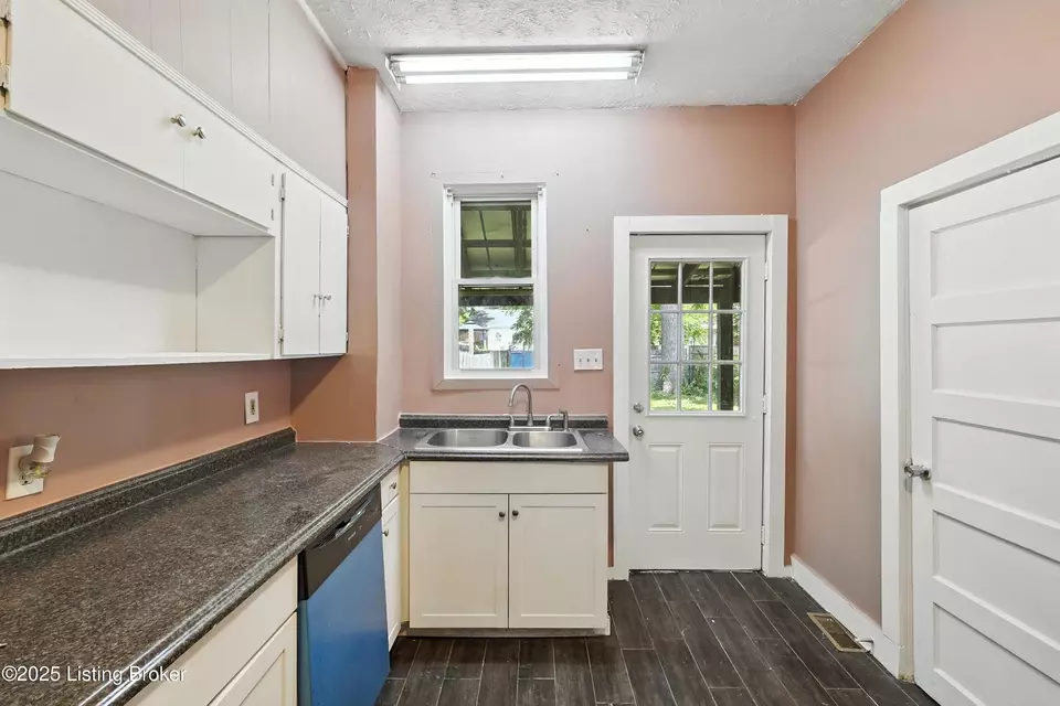 Other - 739 Heywood Ave, Louisville, KY 40208 photo 6 of 10