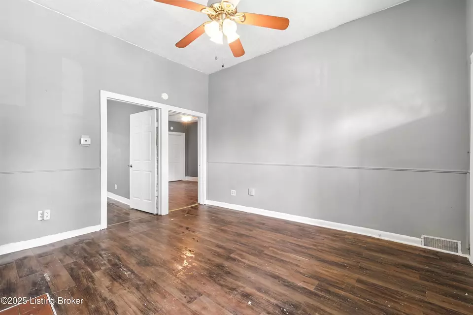 Living - 739 Heywood Ave, Louisville, KY 40208 photo 3 of 4