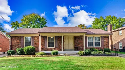 3111 Roypom Dr, Louisville, KY 40220
