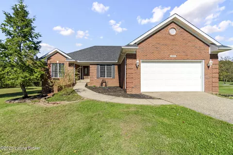 3809 Carriage Pointe Dr, Crestwood, KY 40014