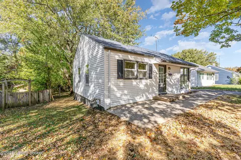 512 Village Dr, Elizabethtown, KY 42701