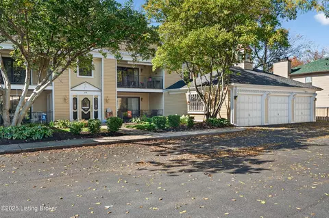 816 Washburn Ave #9, Louisville, KY 40222