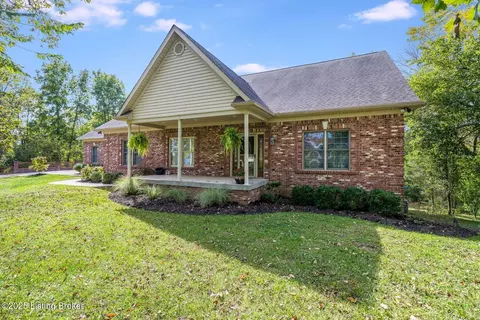 230 Kristen Dr, Fisherville, KY 40023