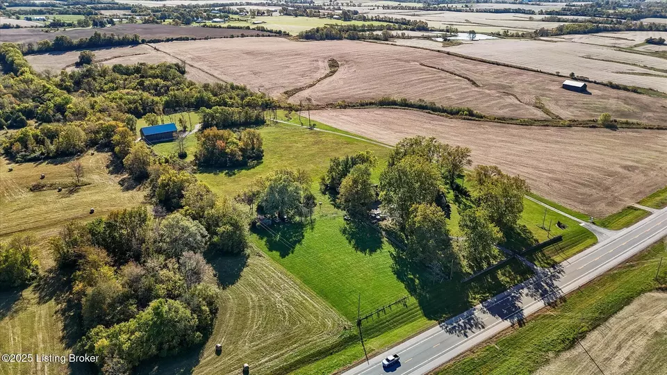 View/Area - 9717 Eminence Pike, Shelbyville, KY 40065 photo 6 of 6