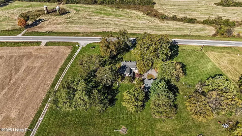 View/Area - 9717 Eminence Pike, Shelbyville, KY 40065 photo 5 of 6