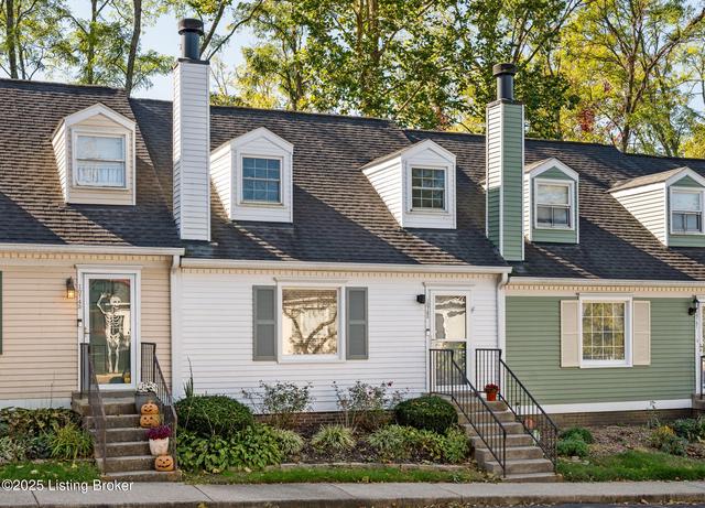 10745 Colonial Woods Ct, Louisville, KY 40223