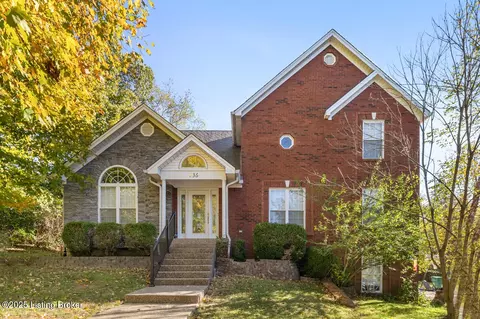 236 Running Creek Dr, Shepherdsville, KY 40165