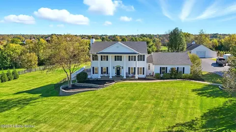 400 Todd Dr, Simpsonville, KY 40067