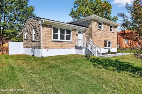 4203 Wooded Way, Louisville, KY 40219