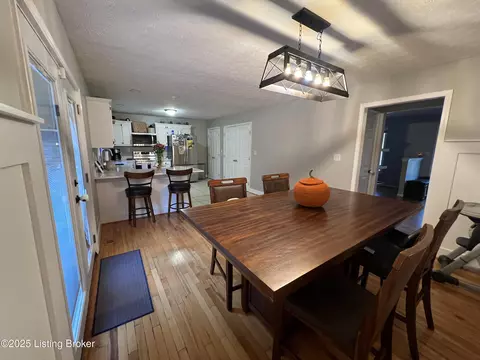 Dining - 442 Oakwood Cir, Pendleton, KY 40055 photo 2 of 2