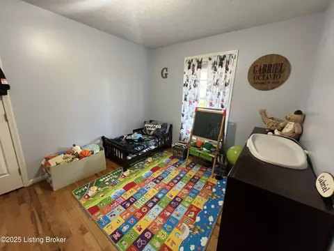 Bedroom - 442 Oakwood Cir, Pendleton, KY 40055 photo 6 of 6
