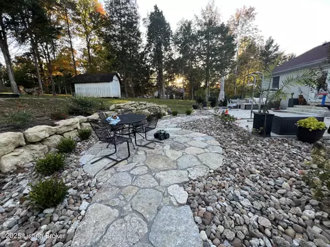 Exterior - 442 Oakwood Cir, Pendleton, KY 40055 photo 16 of 19