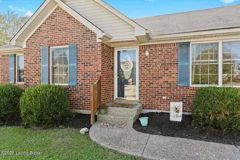 290 E Aulbern Dr, Mount Washington, KY 40047 photo 4