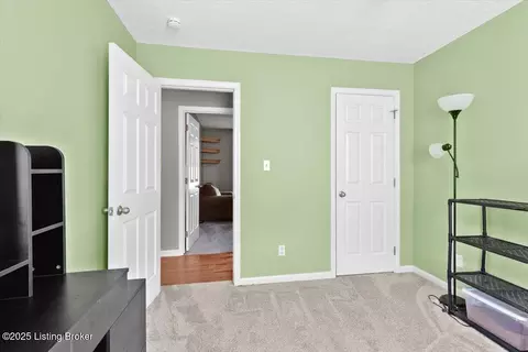 290 E Aulbern Dr, Mount Washington, KY 40047 photo 21