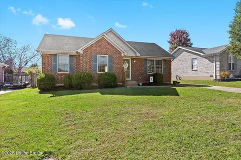 290 E Aulbern Dr, Mount Washington, KY 40047 photo 3