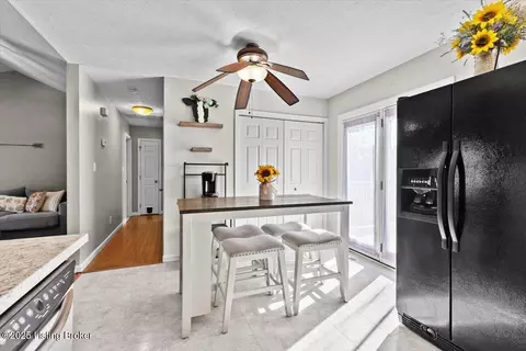 290 E Aulbern Dr, Mount Washington, KY 40047 photo 12