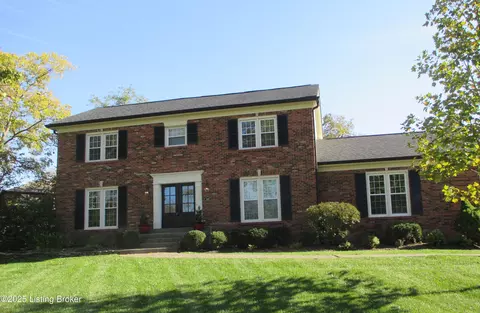 303 Bromwell Ct, Louisville, KY 40245