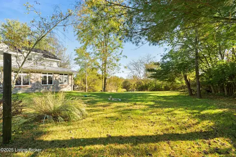 Exterior - 63 Fox Run Rd, Pendleton, KY 40055 photo 6 of 15
