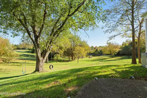 Exterior - 63 Fox Run Rd, Pendleton, KY 40055 photo 4 of 15
