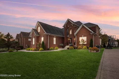 11106 Little Spring Blvd, Louisville, KY 40291