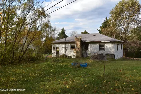 6039 Battle Training Rd, Elizabethtown, KY 42701