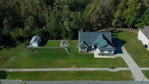 1007 Bogard Ln, Mount Washington, KY 40047