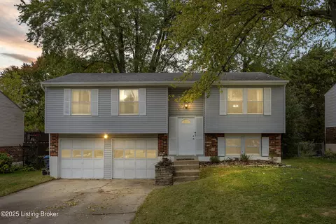 5206 Firwood Ln, Louisville, KY 40291