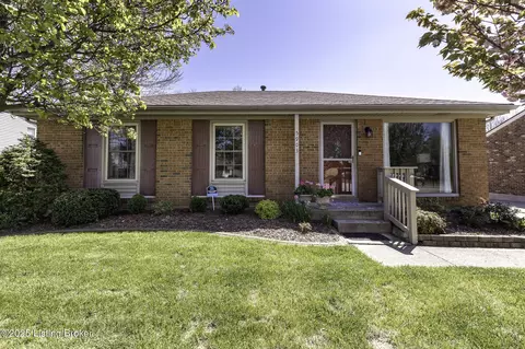 5903 Bucks Ln, Louisville, KY 40291