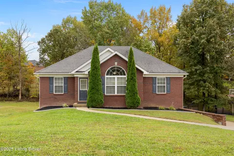 113 Chesapeake Trl, Coxs Creek, KY 40013