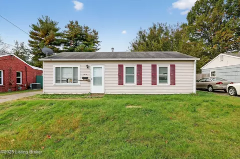 2818 Celina Dr, Louisville, KY 40213
