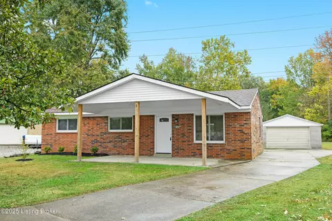 11007 Marbado Ct, Louisville, KY 40229