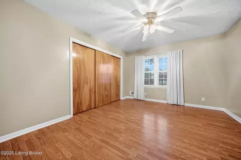 4908 Ruby Way, Shepherdsville, KY 40165 photo 47