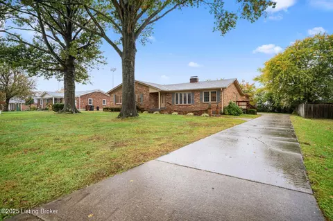 4908 Ruby Way, Shepherdsville, KY 40165 photo 5