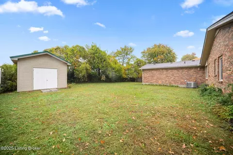 4908 Ruby Way, Shepherdsville, KY 40165 photo 19