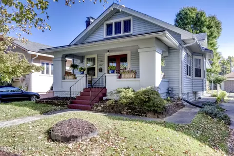 2220 Woodbourne Ave, Louisville, KY 40205