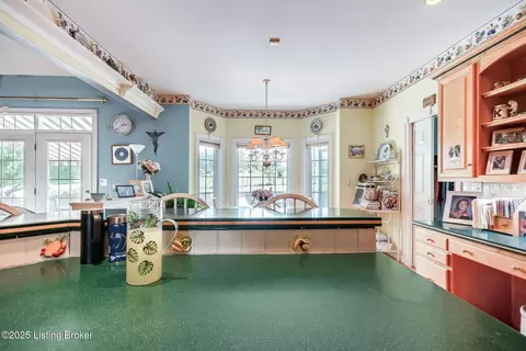 Kitchen - 407 Stanton Way, Pendleton, KY 40055 photo 6 of 7