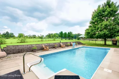 Exterior - 407 Stanton Way, Pendleton, KY 40055 photo 19 of 30