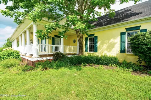 Exterior - 407 Stanton Way, Pendleton, KY 40055 photo 4 of 30