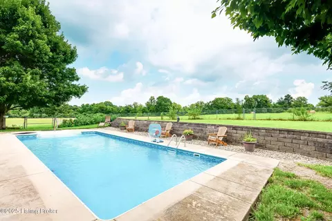 Exterior - 407 Stanton Way, Pendleton, KY 40055 photo 20 of 30