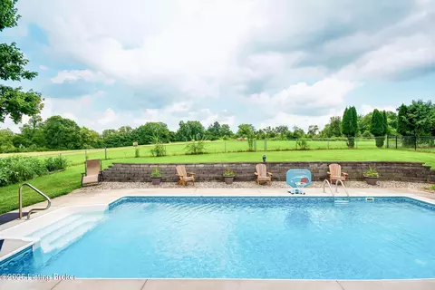 Exterior - 407 Stanton Way, Pendleton, KY 40055 photo 18 of 30