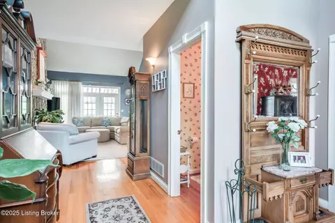 Entry Way - 407 Stanton Way, Pendleton, KY 40055 photo 4 of 8